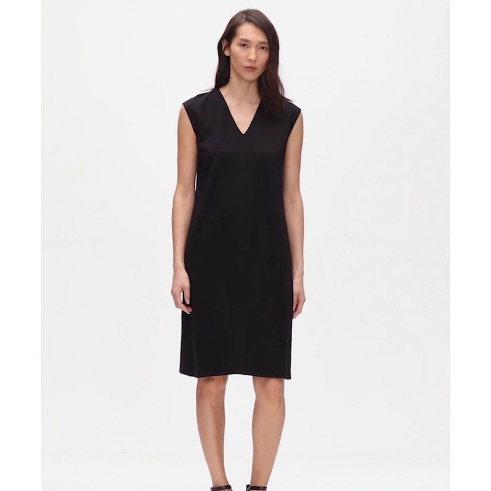 Eileen Fisher V-Neck Sleeveless Flex Tencel Ponte Dress Medium Black Minimalist